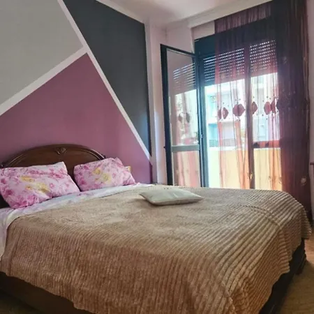 Apartment Apartment *